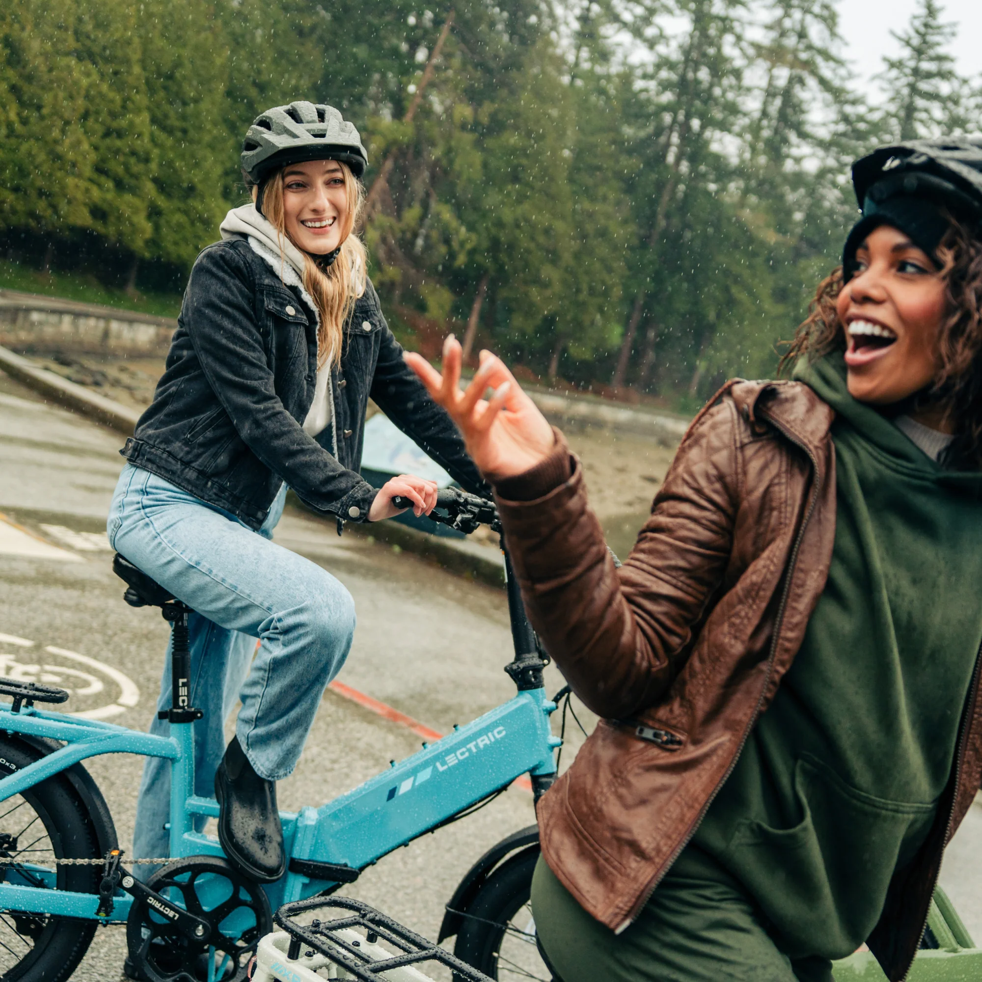 XP4 750 Step-Thru Raindrop Blue eBike [CA] - Image 11