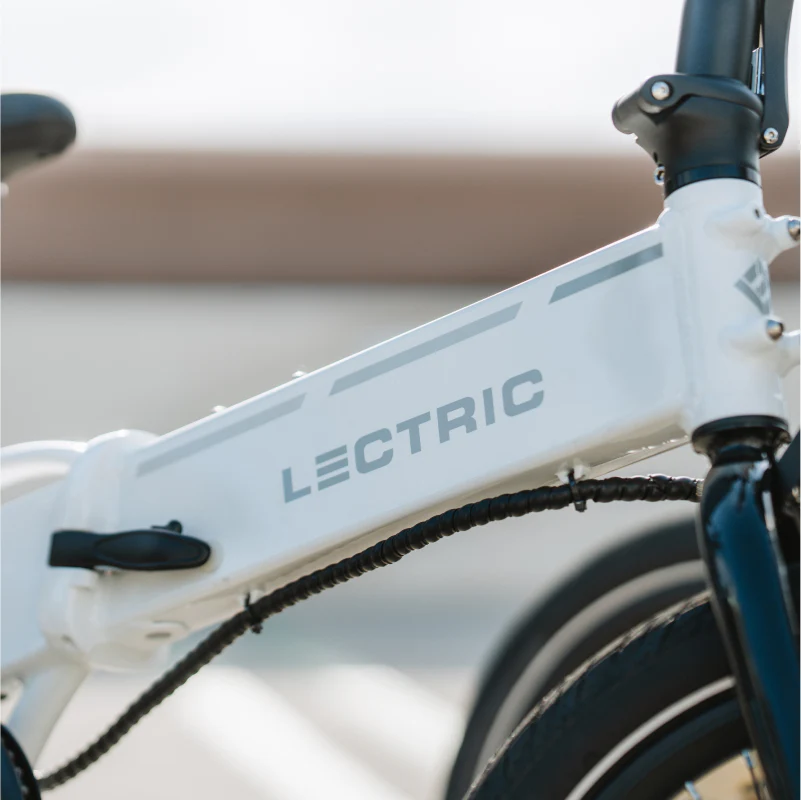 XP Lite2 Arctic White eBike [CA] - Image 3