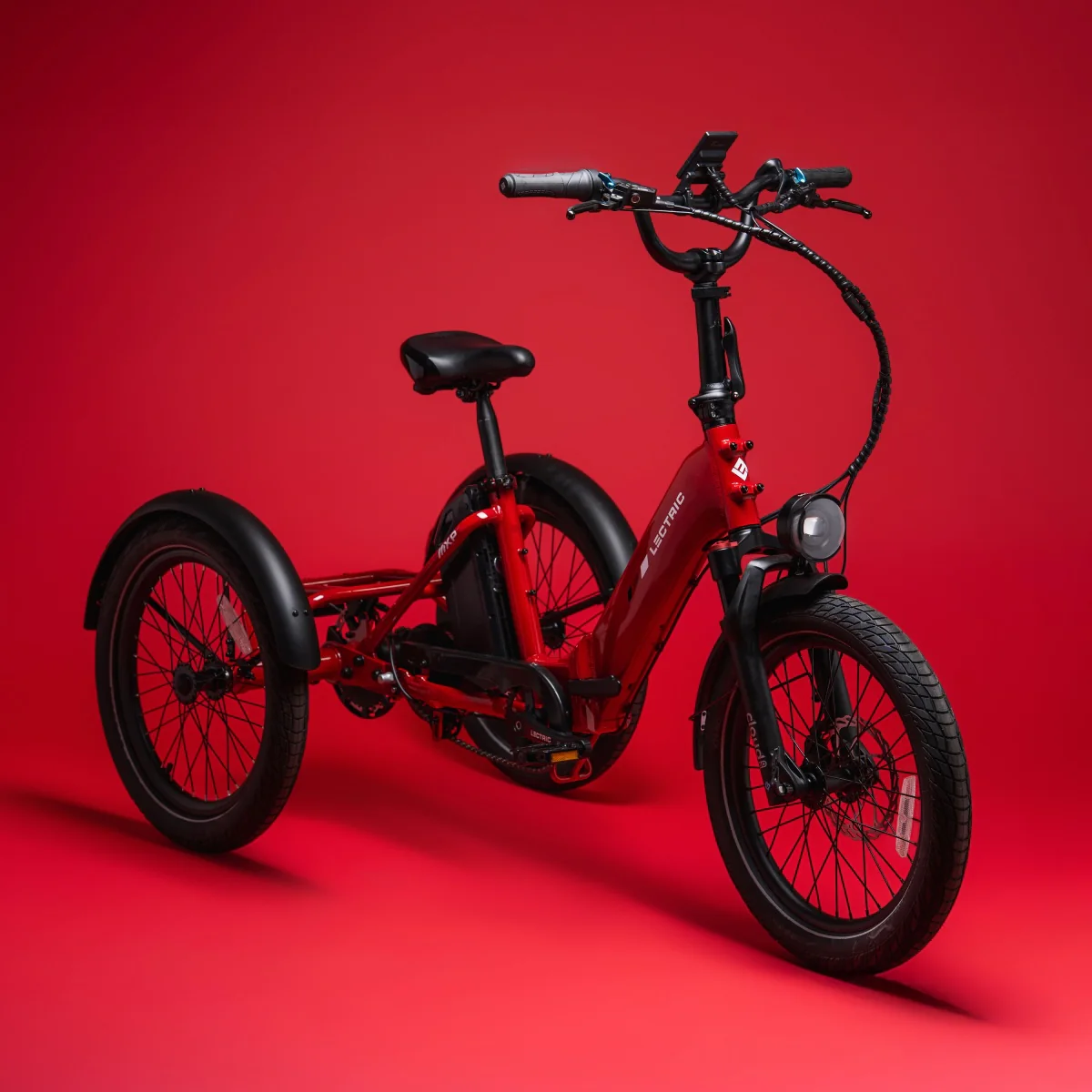 XP Trike2 750 Phoenix Red + FREE Support Seat, Elite Headlight, Suspension Seat Post, Cargo Baskets  ($645 Value) [CA] - Image 4