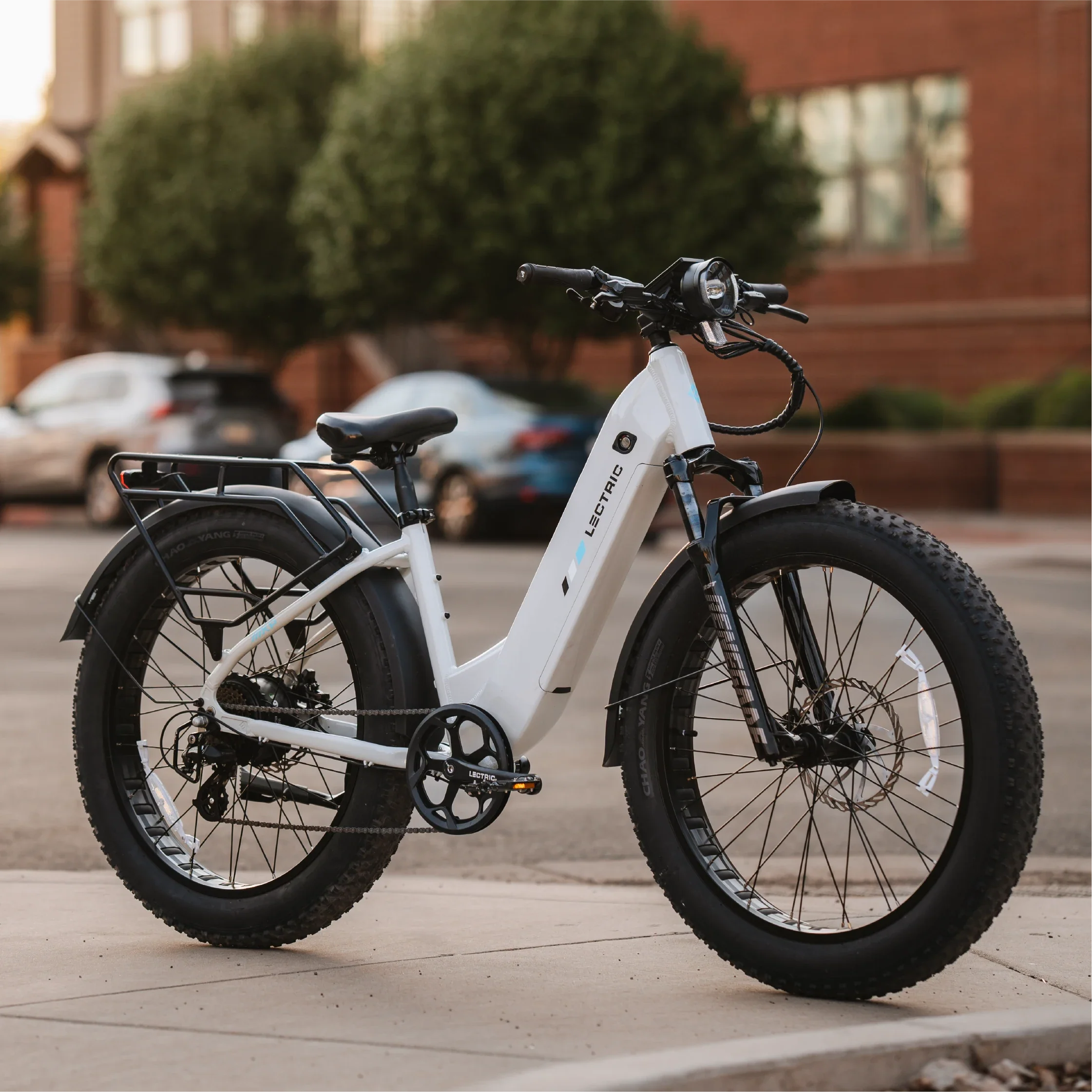 XPeak2 Step-Thru Long-Range - $100 OFF MSRP + FREE Rear Rack, Fenders, Elite Headlight, Suspension Seat Post ($436 Value) - Image 6