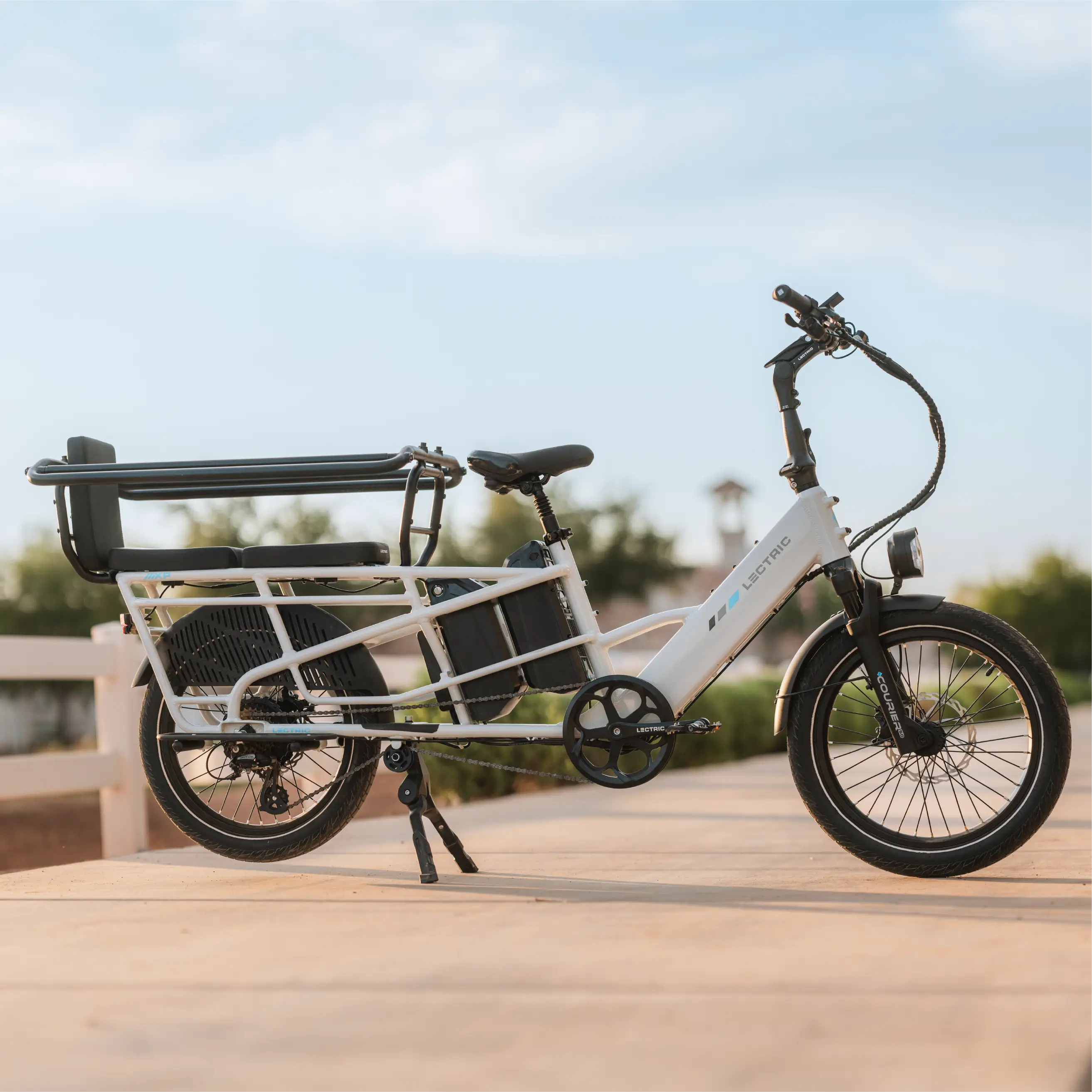 XPedition2 Stratus White Long-Range Dual-Battery + FREE Running Boards, Cushions, Elite Headlight, Suspension Seat Post, Orbitor, Fast Charger ($694 Value) - Image 5