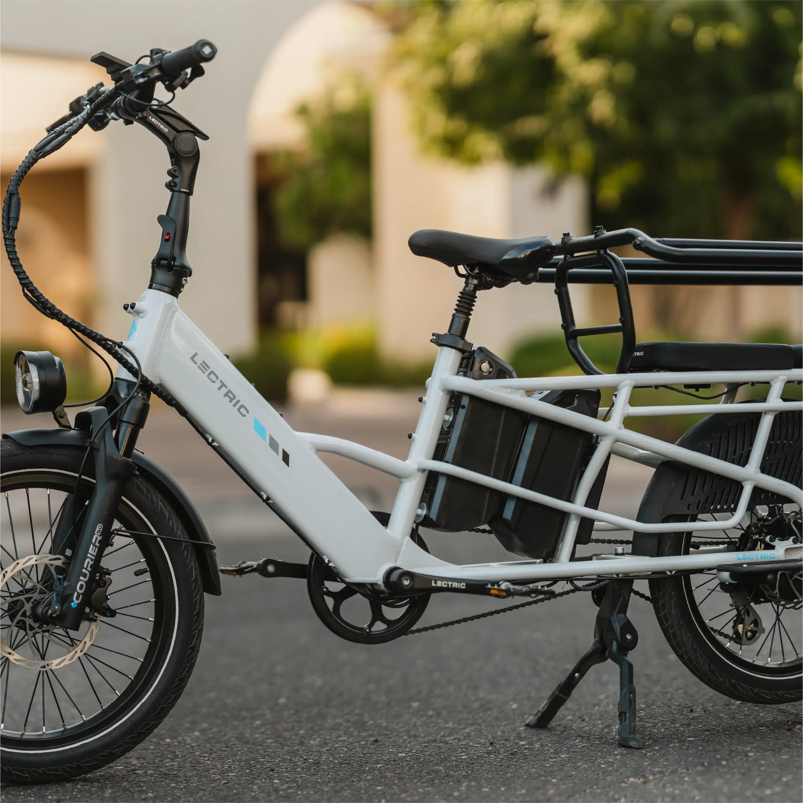 XPedition2 Stratus White Long-Range Dual-Battery + FREE Running Boards, Cushions, Elite Headlight, Suspension Seat Post, Orbitor, Fast Charger ($694 Value) - Image 7
